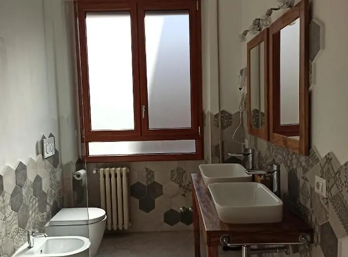 Bed & Breakfast Alle Mura Di San Giovanni 4*