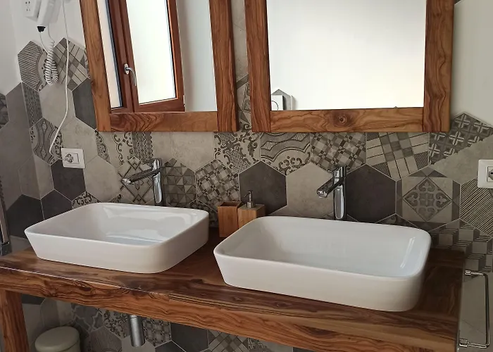 Alle Mura Di San Giovanni 4*